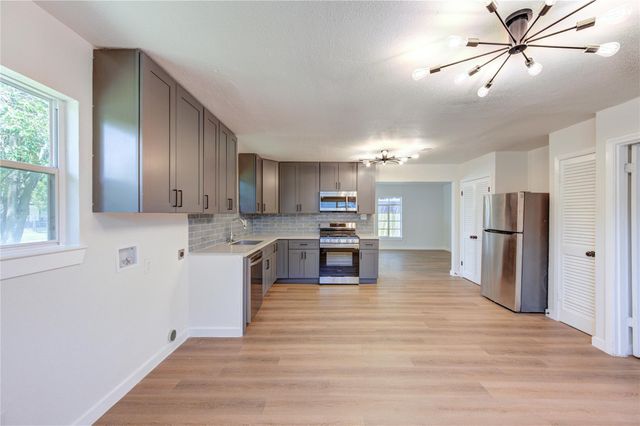 4914 Pershing Street, Houston, TX 77033