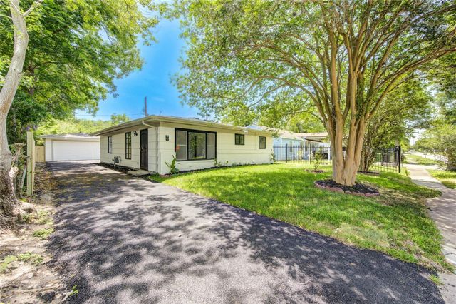 4914 Pershing Street, Houston, TX 77033