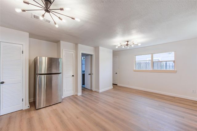 4914 Pershing Street, Houston, TX 77033