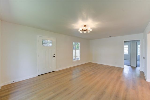 4914 Pershing Street, Houston, TX 77033