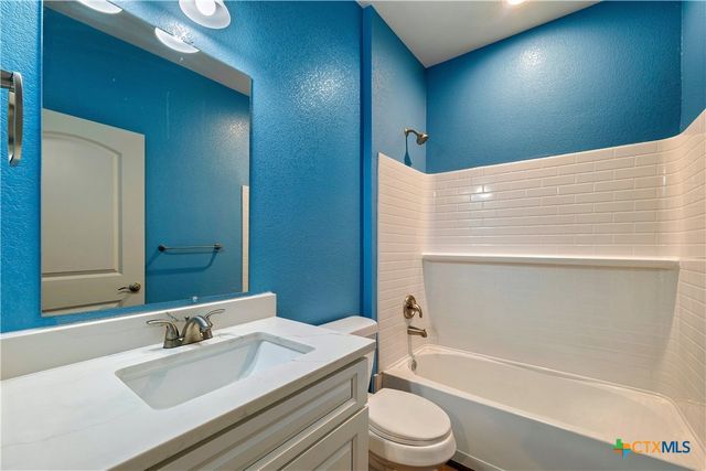 223 Quarry Rock Loop, Liberty Hill, TX 78642