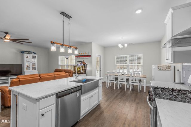 8395 White Oak Farms Road, Cedar Grove, NC 27231