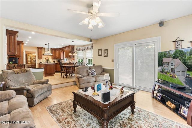 45 Woodruff Drive, Matawan, NJ 07747