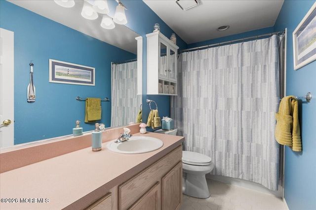 45 Woodruff Drive, Matawan, NJ 07747