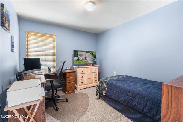 45 Woodruff Drive, Matawan, NJ 07747