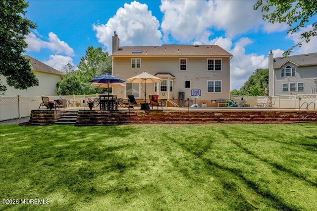 45 Woodruff Drive, Matawan, NJ 07747