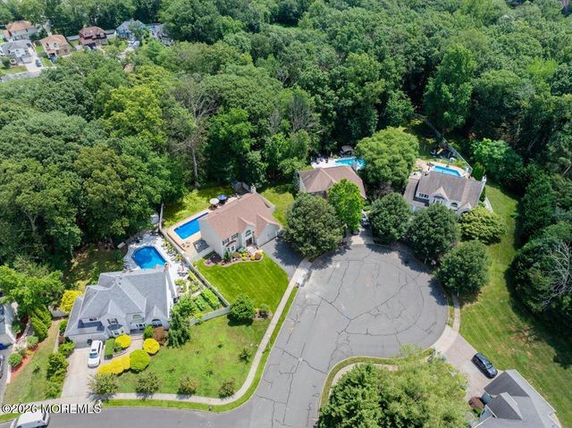 45 Woodruff Drive, Matawan, NJ 07747