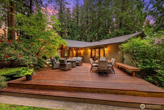 1555 Wildwood Boulevard SW, Issaquah, WA 98027