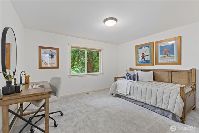 1555 Wildwood Boulevard SW, Issaquah, WA 98027