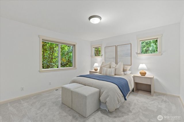 1555 Wildwood Boulevard SW, Issaquah, WA 98027