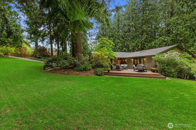 1555 Wildwood Boulevard SW, Issaquah, WA 98027