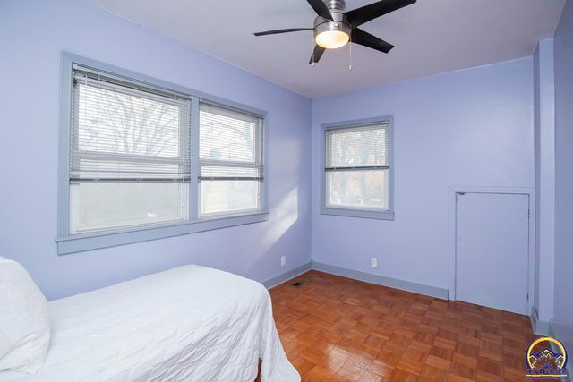 1306 NW Grove AVE, Topeka, KS 66606