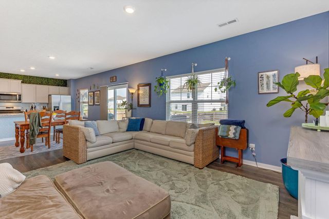 386 Kells Court E, Newark, OH 43055