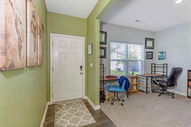 386 Kells Court E, Newark, OH 43055