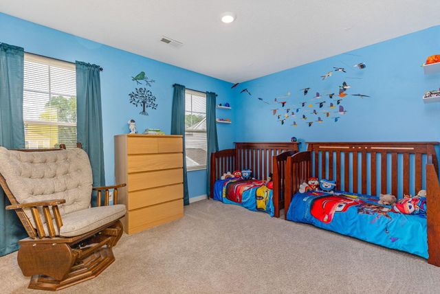 386 Kells Court E, Newark, OH 43055