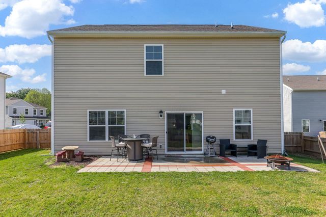 386 Kells Court E, Newark, OH 43055