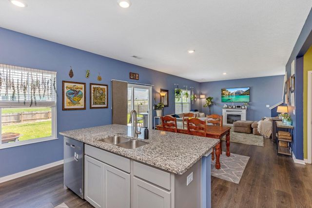 386 Kells Court E, Newark, OH 43055