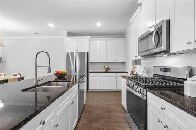 6830 Cedar Glen Road, Atlanta, GA 30360