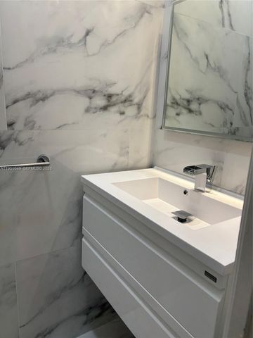 15465 SW 36th Ter, Miami, FL 33185