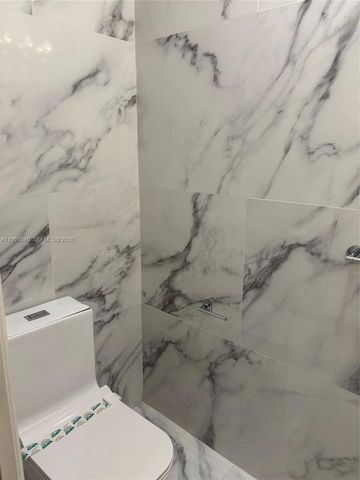 15465 SW 36th Ter, Miami, FL 33185