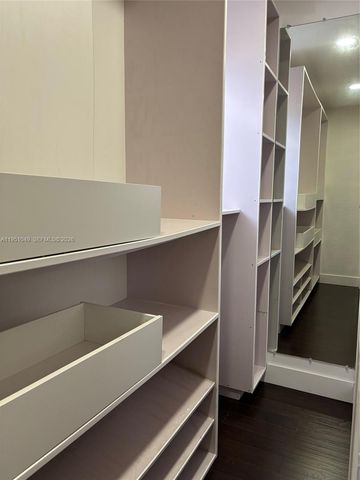 15465 SW 36th Ter, Miami, FL 33185