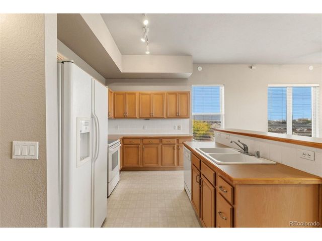 15475 Andrews Dr 412, Denver, CO 80239