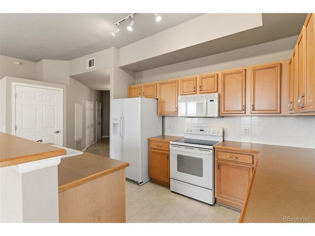 15475 Andrews Dr 412, Denver, CO 80239