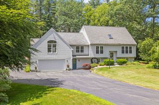 25 Chatfield Drive, Litchfield, NH 03052