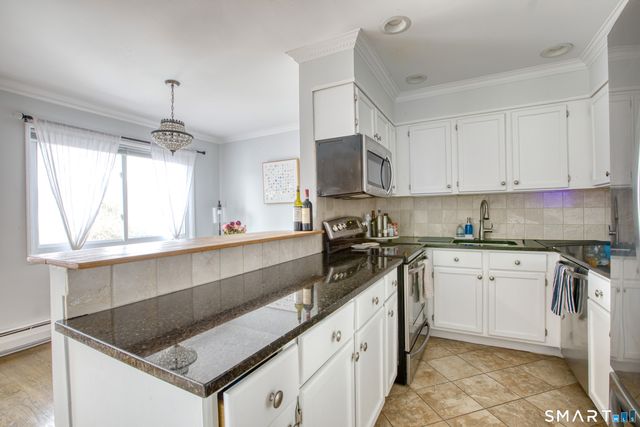 154 Cold Spring Road APT 87, Stamford, CT 06905