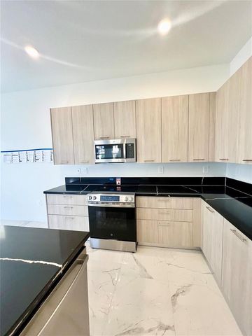 12200 SW 44th Court, Davie, FL 33330