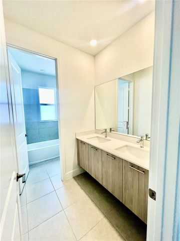 12200 SW 44th Court, Davie, FL 33330