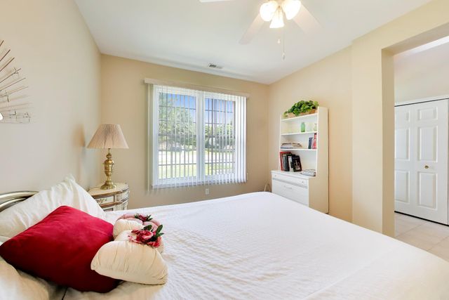 808 New Buffalo Drive, Schererville, IN 46375