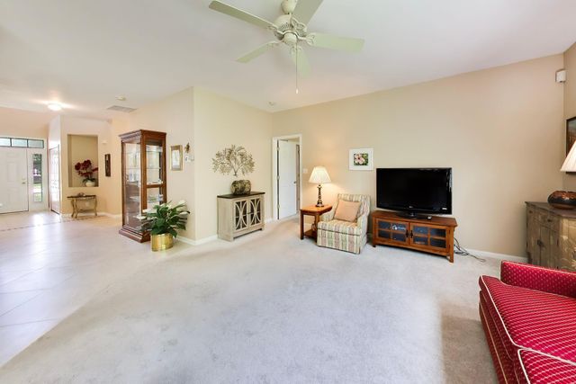 808 New Buffalo Drive, Schererville, IN 46375