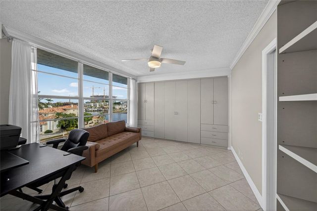 3180 NE 48th Court 412, Lighthouse Point, FL 33064