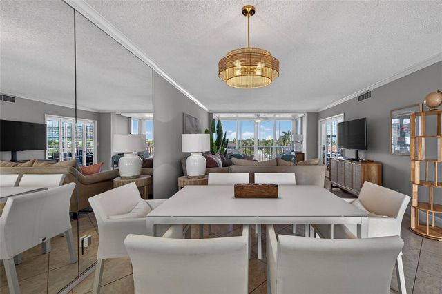 3180 NE 48th Court 412, Lighthouse Point, FL 33064