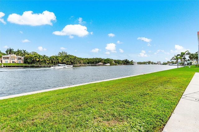 3180 NE 48th Court 412, Lighthouse Point, FL 33064