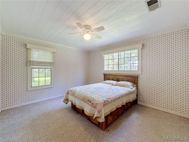 11 Patricia Road, Yankeetown, FL 34498