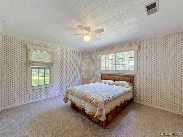 11 Patricia Road, Yankeetown, FL 34498