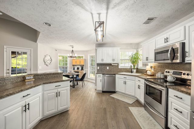 366 Lee Road 2138, Phenix City, AL 36870