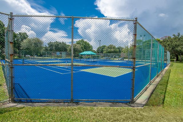 317 3rd Lane, Palm Beach Gardens, FL 33418
