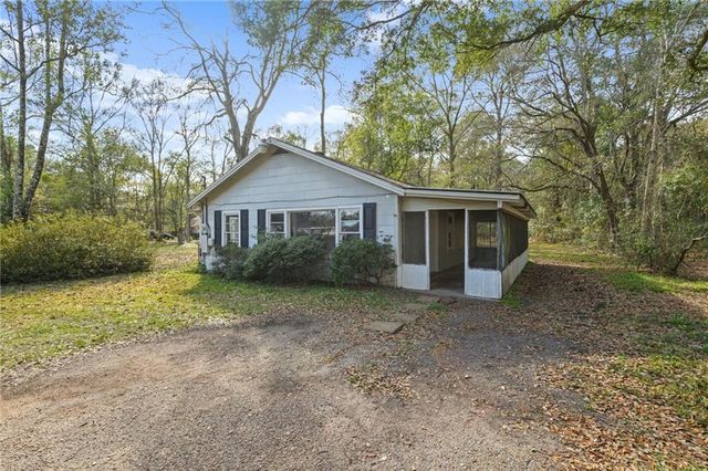 3128 Club House Road, Mobile, AL 36605
