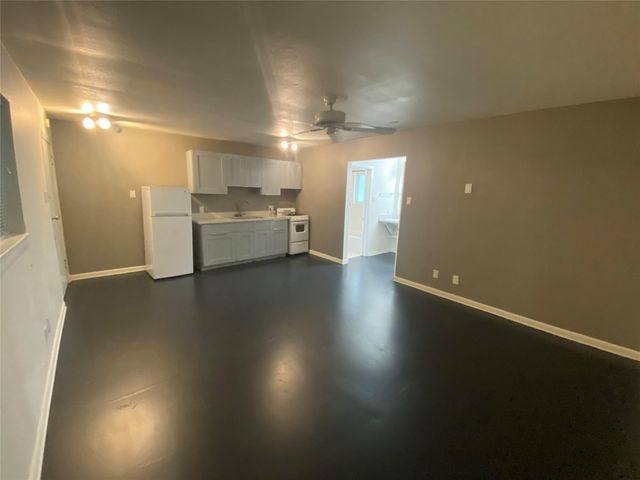 219 West Alabama 05, Houston, TX 77006