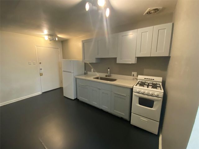 219 West Alabama 05, Houston, TX 77006