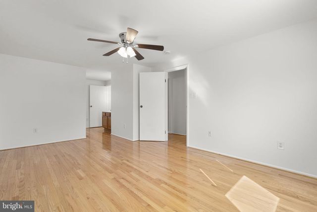 108 N GARFIELD RD, Sterling, VA 20164