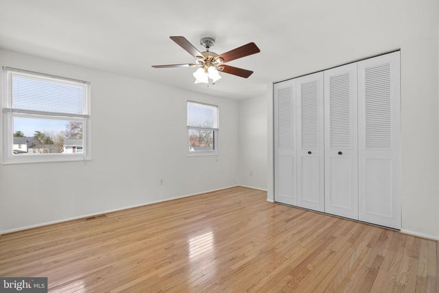 108 N GARFIELD RD, Sterling, VA 20164