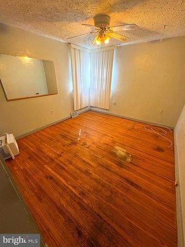 1021 E VERNON RD, Philadelphia, PA 19150
