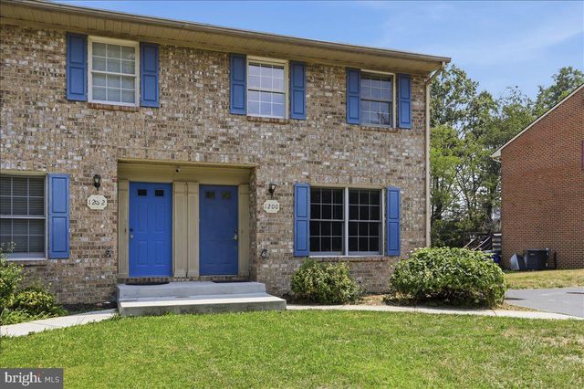 1200 FAIRCHILD AVE, Hagerstown, MD 21742