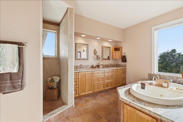 5525 Green Valley Rd, Placerville, CA 95667