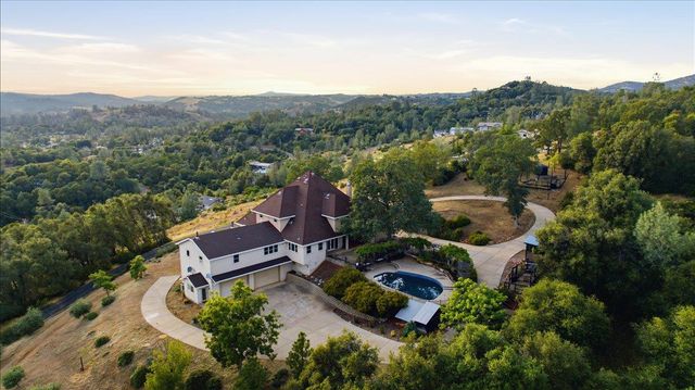 5525 Green Valley Rd, Placerville, CA 95667