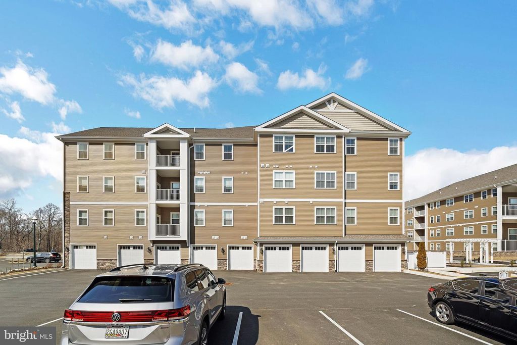 Image 15 of property listing at 404 BOLD RULER CT #204, Havre De Grace, MD 21078